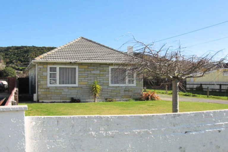 Photo of property in 49 Moohan Street, Wainuiomata, Lower Hutt, 5014