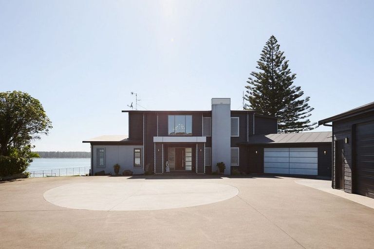 Photo of property in 300 Ongare Point Road, Tahawai, Katikati, 3170