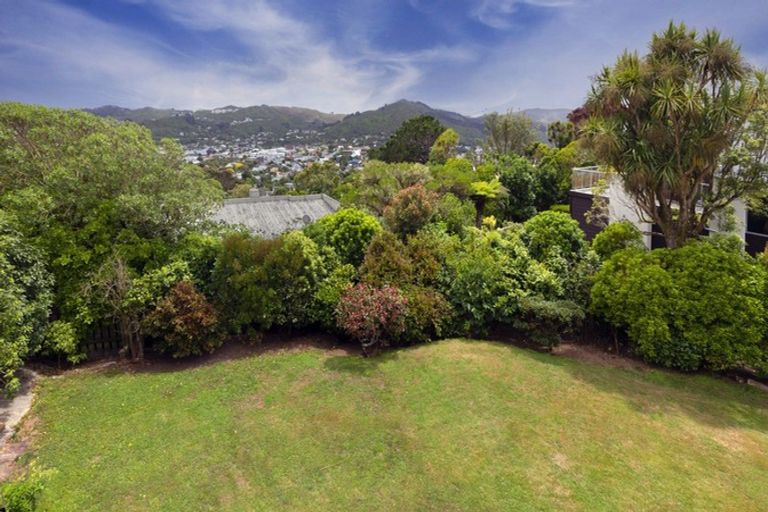 Photo of property in 100 Messines Road, Karori, Wellington, 6012