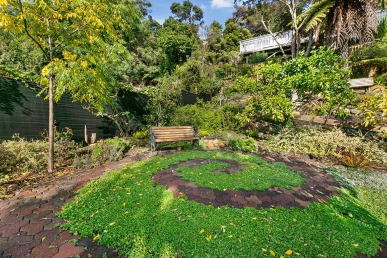 Photo of property in 10 Kia Ora Road, Beach Haven, Auckland, 0626