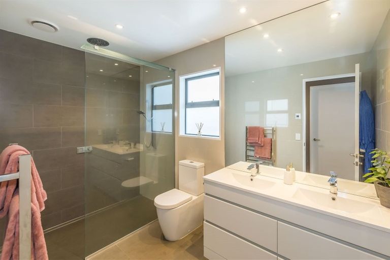 Photo of property in 11 Natalie Place, Harewood, Christchurch, 8051