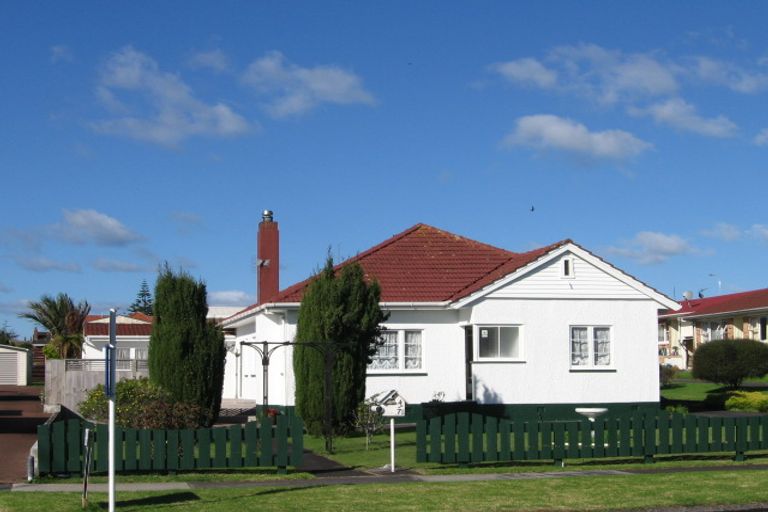 Photo of property in 1/71 Coronation Road, Papatoetoe, Auckland, 2025