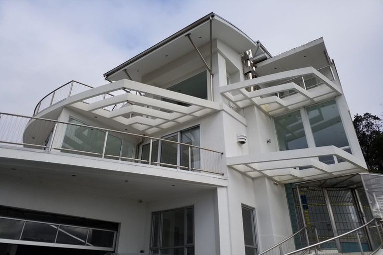 Photo of property in 11 Robieson Street, Roseneath, Wellington, 6011