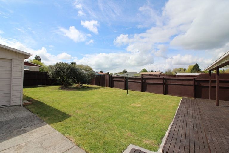 Photo of property in 19 Thompson Street, Tokoroa, 3420