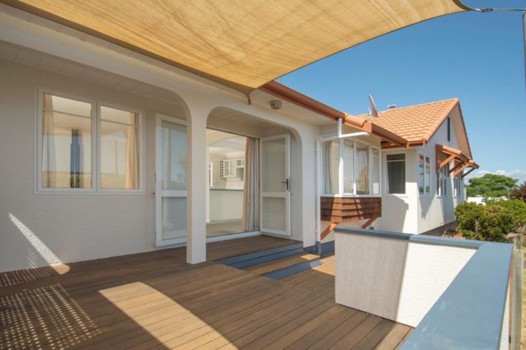 Photo of property in 22 Lucerne Place, Welcome Bay, Tauranga, 3112