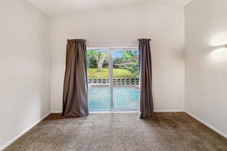 Photo of property in 23 Parkes Avenue, Saint Johns Hill, Whanganui, 4501