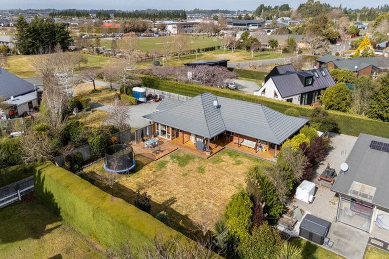 Photo of property in 31 Westview Crescent, West Melton, 7618