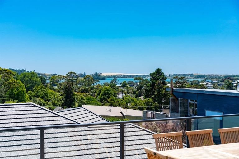 Photo of property in 4 Manuka Close, Mangawhai, 0505