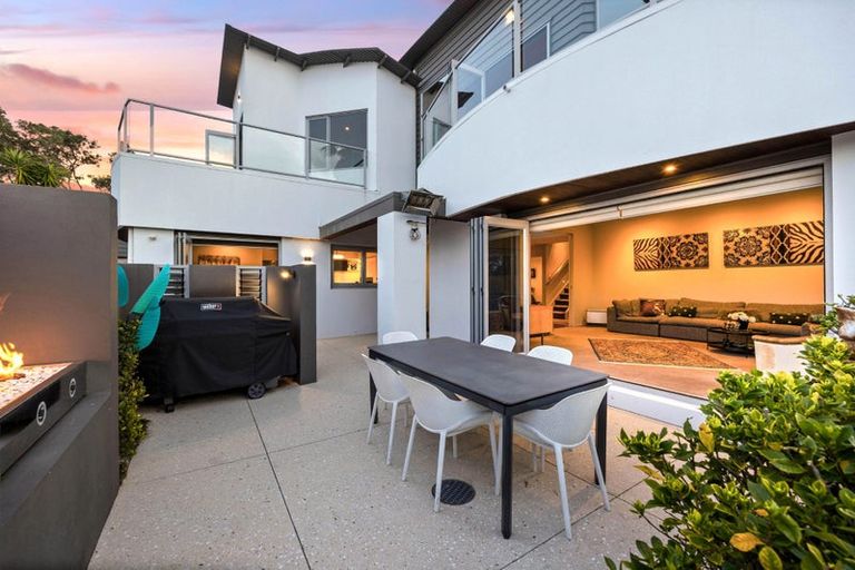 Photo of property in 151 Pah Road, Cockle Bay, Auckland, 2014