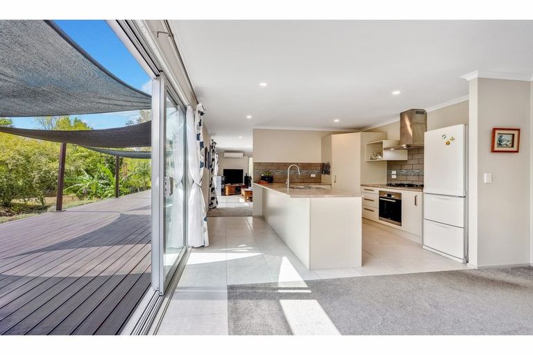 Photo of property in 752a Settlement Road, Hakaru, Wellsford, 0975