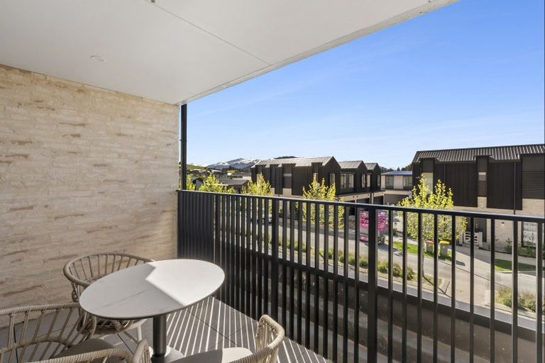 Photo of property in 7/7 Northlake Drive, Wanaka, 9305