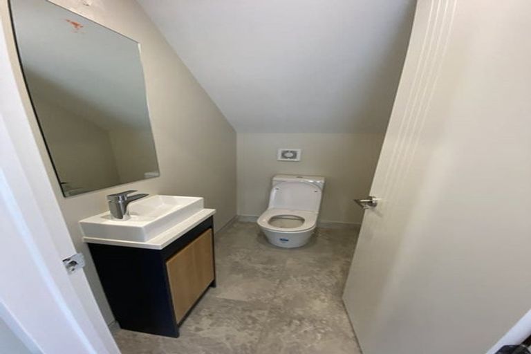 Photo of property in 5 Bendridge Street, Flat Bush, Auckland, 2019