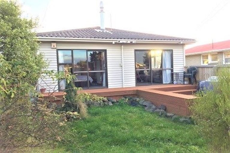 Photo of property in 235 Bower Avenue, North New Brighton, Christchurch, 8083