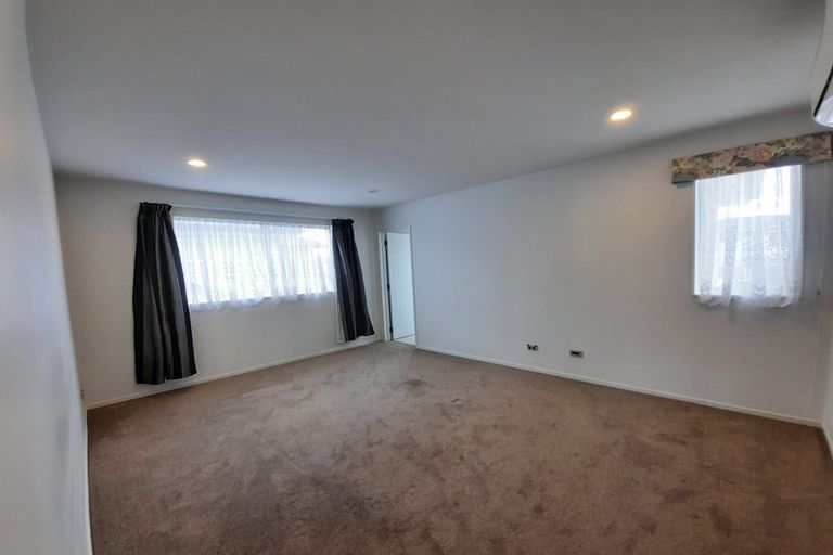 Photo of property in 18 Pikao Place, East Tamaki, Auckland, 2016