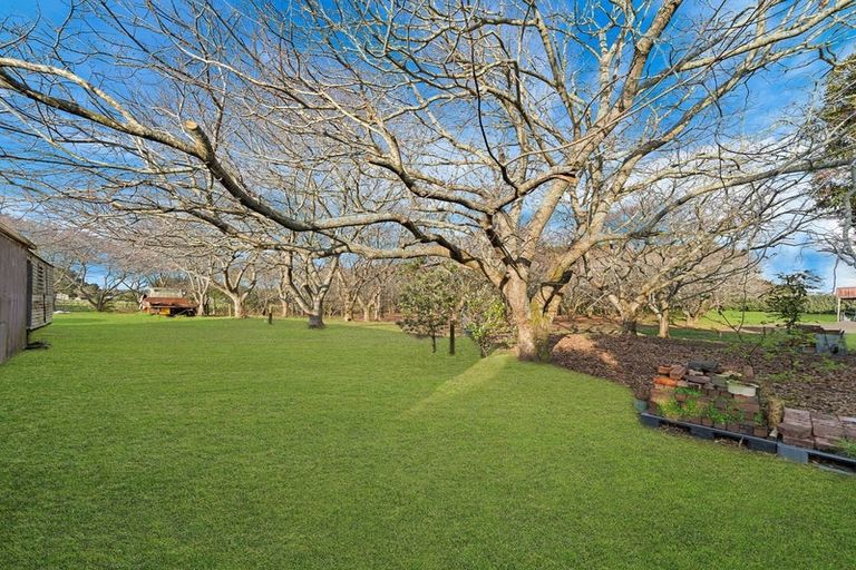 Photo of property in 49 Bridge Street, Otaua, Waiuku, 2682