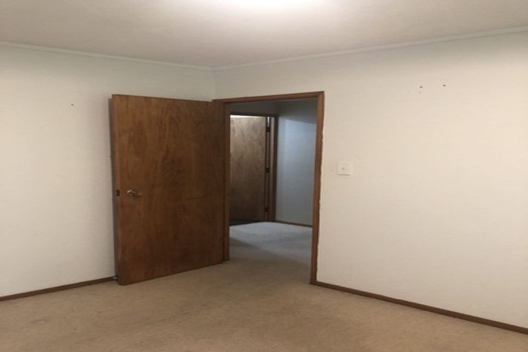 Photo of property in 3 Eagleson Street, Northcross, Auckland, 0632