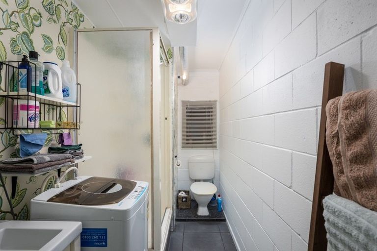 Photo of property in 27 High Street East, Waitara, 4320