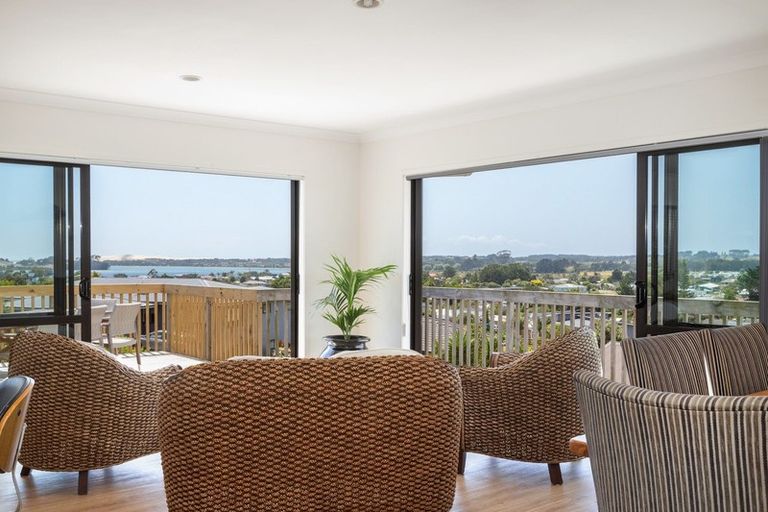 Photo of property in 22d Weka Street, Mangawhai, 0505