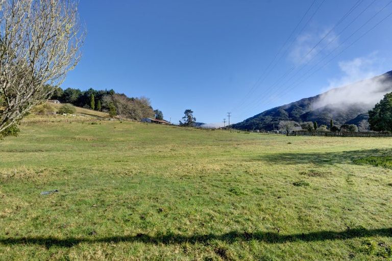 Photo of property in 217 Taumatatahi Road, Ngamatapouri, Wanganui, 4588