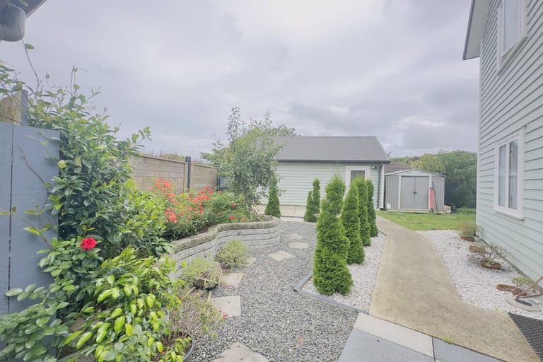 Photo of property in 61 Grove Road, Papakura, 2110