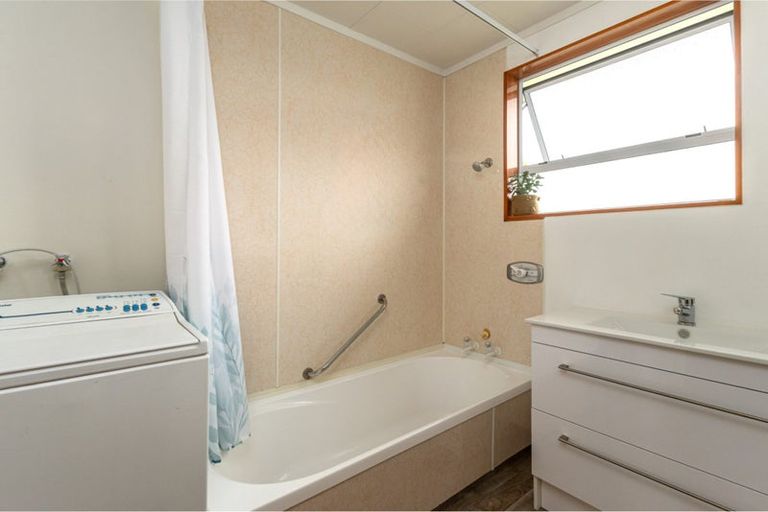 Photo of property in 2 Banks Street, Fairlie, 7925