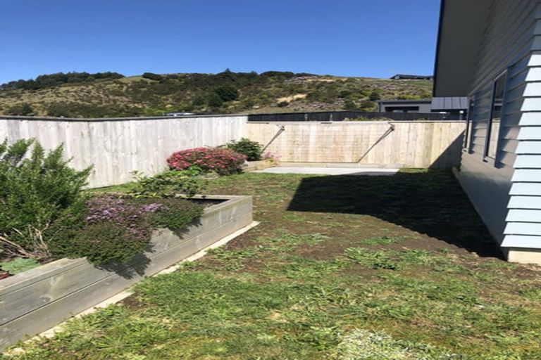 Photo of property in 1/88a Endeavour Drive, Whitby, Porirua, 5024