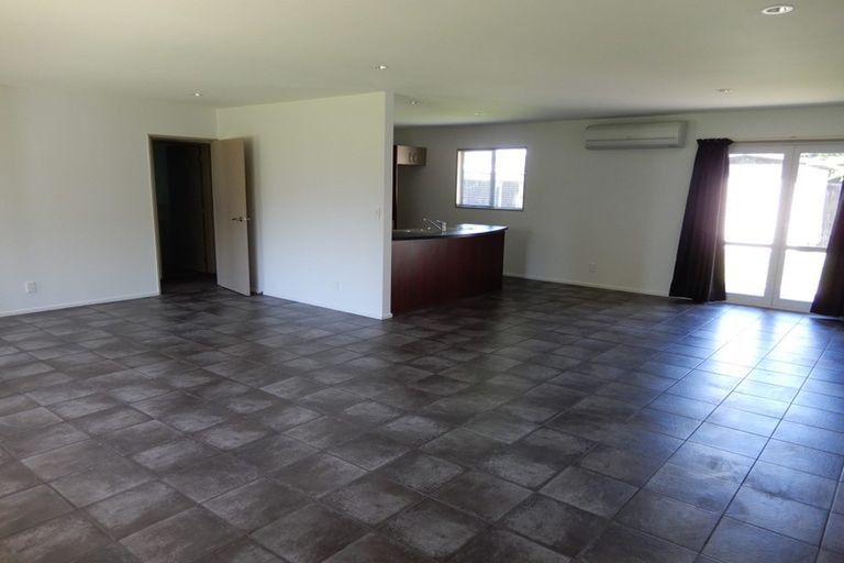 Photo of property in 7 Allin Drive, Waikuku Beach, 7402
