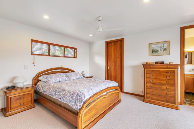 Photo of property in 134h Rangatira Road, Beach Haven, Auckland, 0626