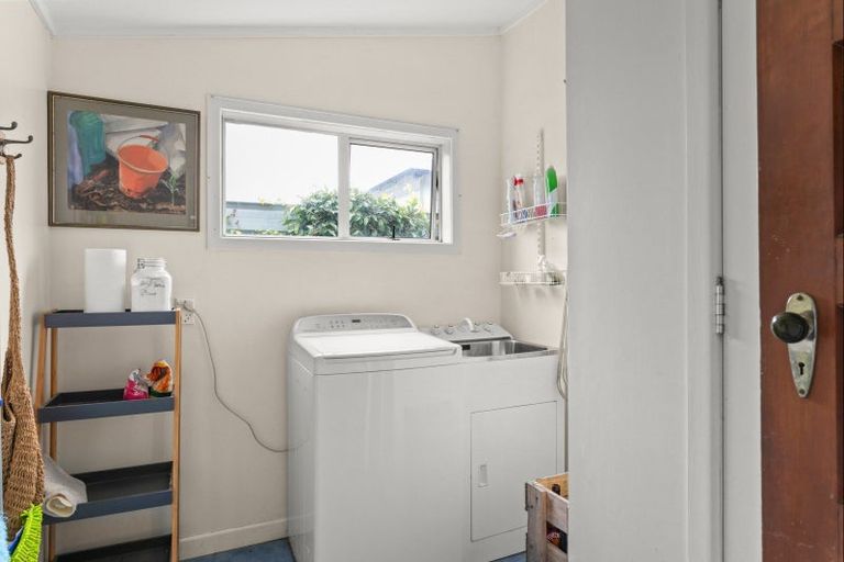 Photo of property in 6 Foster Street, Te Hapara, Gisborne, 4010