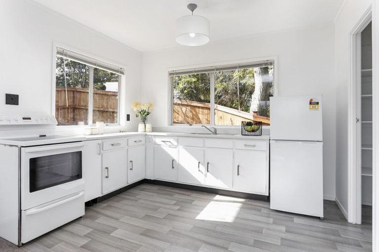 Photo of property in 1/34 Morriggia Place, Bayview, Auckland, 0629