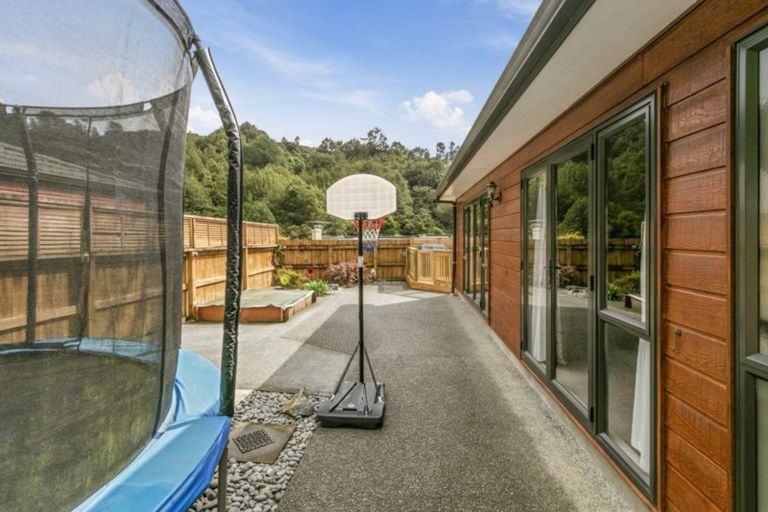 Photo of property in 79a Raukawa Street, Stokes Valley, Lower Hutt, 5019
