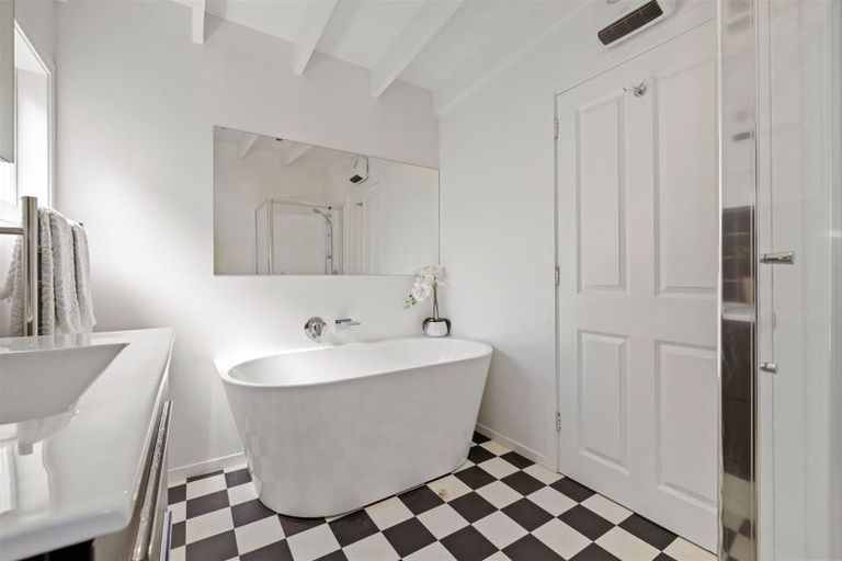 Photo of property in 134 Fisher Avenue, Beckenham, Christchurch, 8023