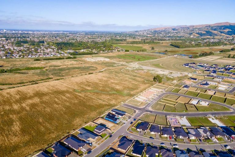 Photo of property in 71 Whitburn Avenue, Halswell, Christchurch, 8025