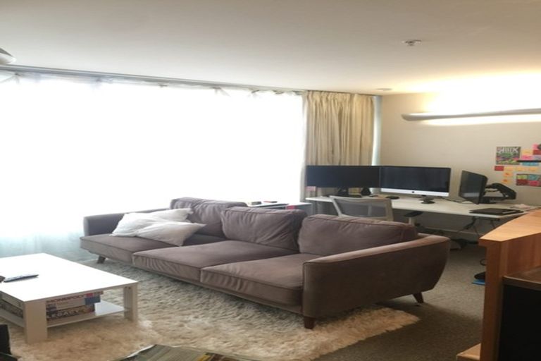 Photo of property in St Pauls Apartments, 58/43 Mulgrave Street, Thorndon, Wellington, 6011