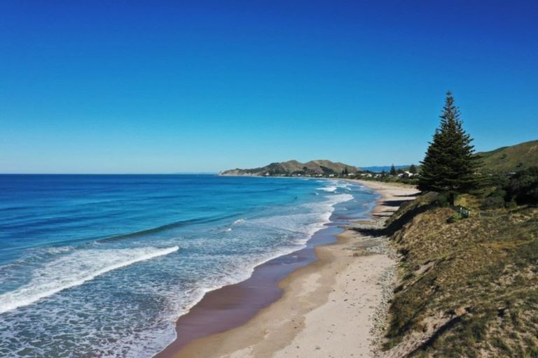 Photo of property in 27a Moana Road, Okitu, Gisborne, 4010