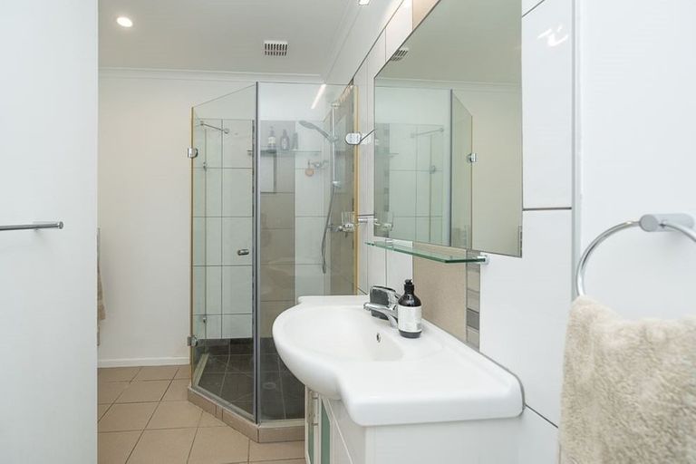 Photo of property in 18a Berkley Avenue, Hillcrest, Hamilton, 3216