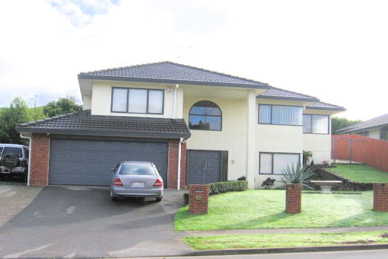 Photo of property in 15 De Havilland Drive, Goodwood Heights, Auckland, 2105