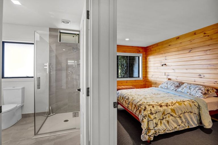 Photo of property in 70a Morley Street, New Plymouth, 4310