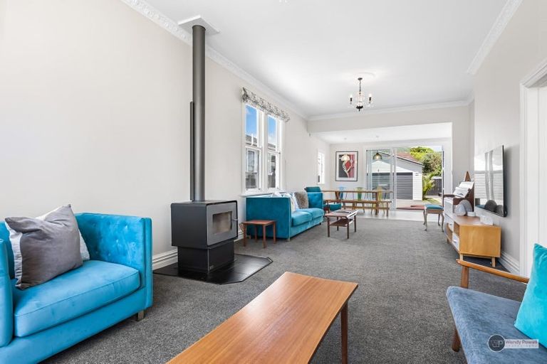 Photo of property in 4 Hautana Square, Woburn, Lower Hutt, 5010