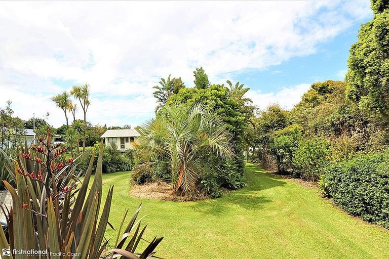 Photo of property in 10 Stingray Crescent, Whiritoa, Whangamata, 3691