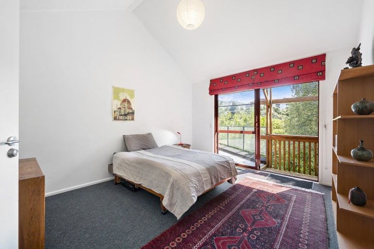 Photo of property in 188 Wadestown Road, Wadestown, Wellington, 6012