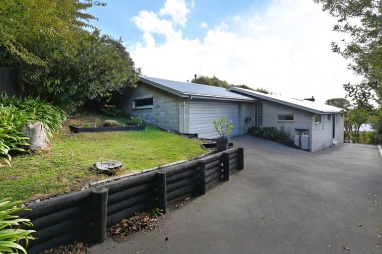 Photo of property in 5 Roseneath Place, Cashmere, Christchurch, 8022