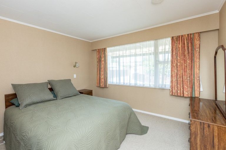 Photo of property in 11 Totara Street, Taradale, Napier, 4112