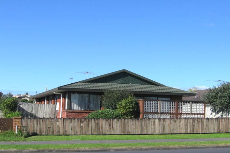 Photo of property in 1/158 Whitford Road, Somerville, Auckland, 2014