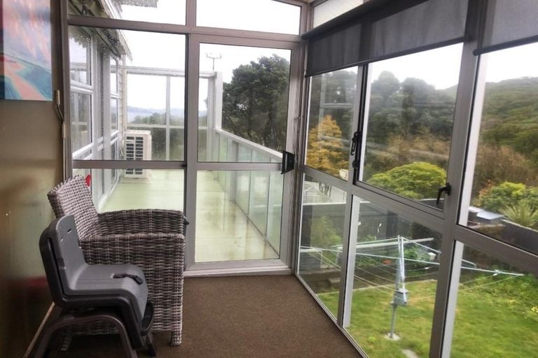 Photo of property in 191 Dowse Drive, Maungaraki, Lower Hutt, 5010