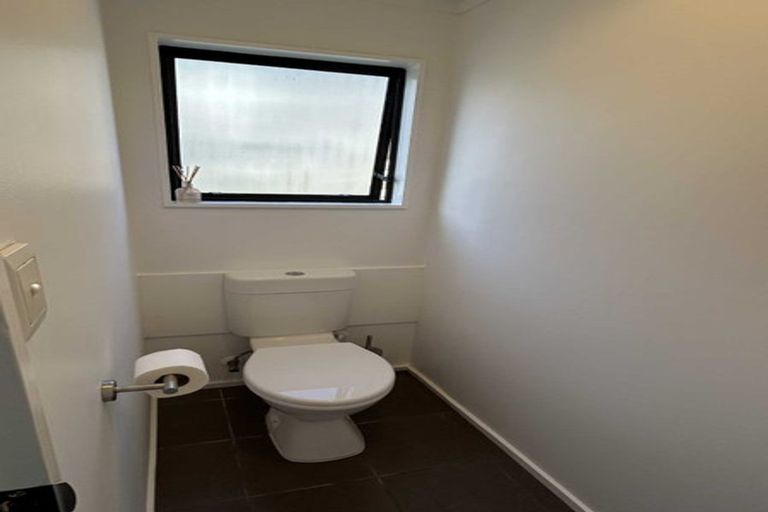 Photo of property in 6/1551 Great North Road, Waterview, Auckland, 1026