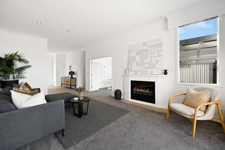 Photo of property in 86 Lake Crescent, Hamilton Lake, Hamilton, 3204