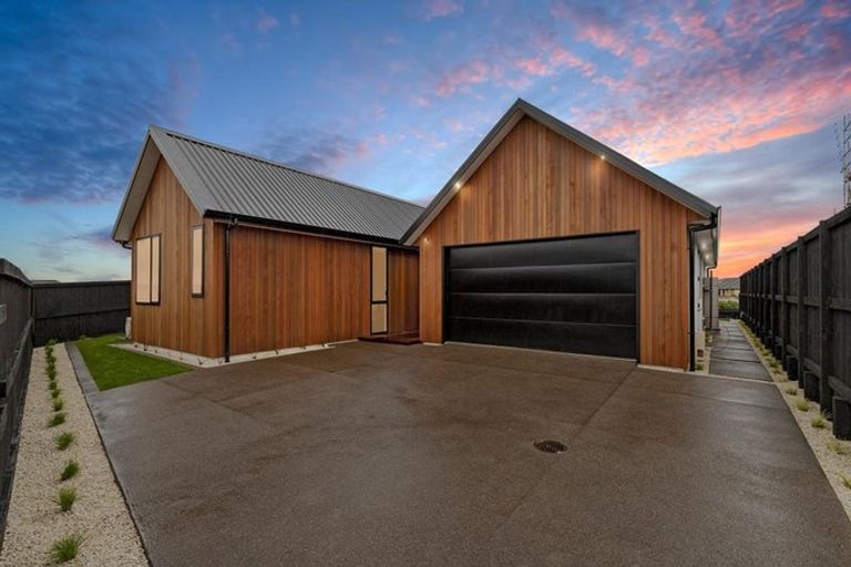 Photo of property in 26 Purser Crescent, Flagstaff, Hamilton, 3210