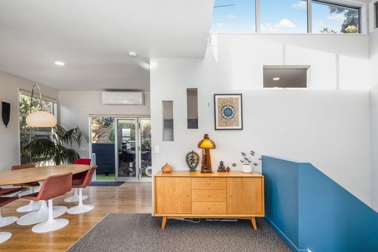 Photo of property in 121a Wexford Road, Miramar, Wellington, 6022