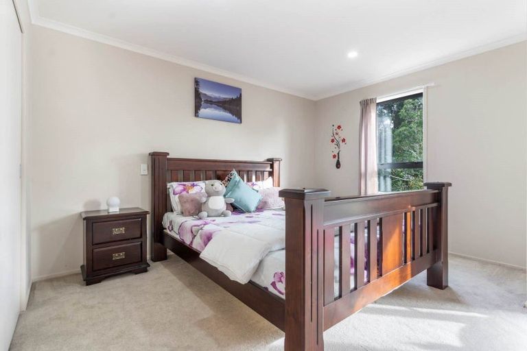 Photo of property in 18 Chapel Road, Flat Bush, Auckland, 2019